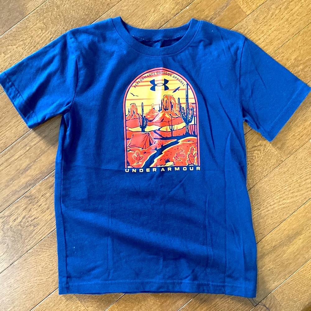 Boys Under Armour Tshirt. Size 7